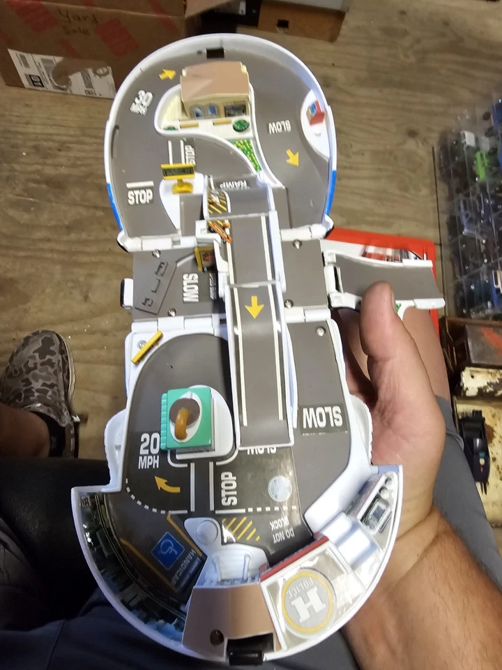 Micro Machines- Officer's Speed Trap Police Playset Incomplete For Parts/repair - Image 4 of 4