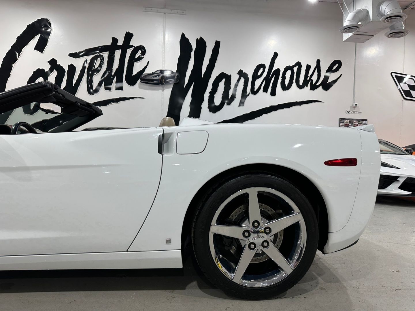 2006 Arctic White Chevrolet Corvette   | C6 Corvette Photo 8