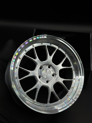 BBS RAYS ADVAN geschmiedete Aluminium-Alufelge - dekoratives Modell im Maßstab 1:5
