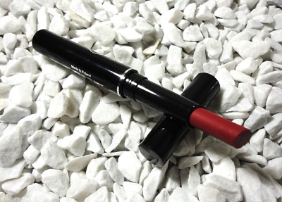Avon TRUE COLOUR Lippenstift Flame Rot Chic Mode Kuss Creme farbig Top Produkt 