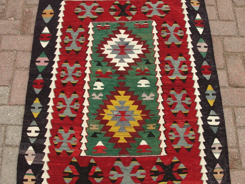 3x5 Rugs for living room, boho decor kilim Rugs, Vintage Turkish carpet rug - Image 4 of 4