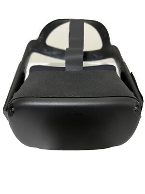 Oculus Quest All-in-one VR Gaming Headset Black 128GB With Carrying Case 
