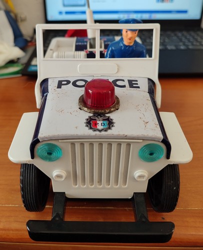 TIN TOY POLICE PATROL JEEP VINTAGE MADE IN JAPAN