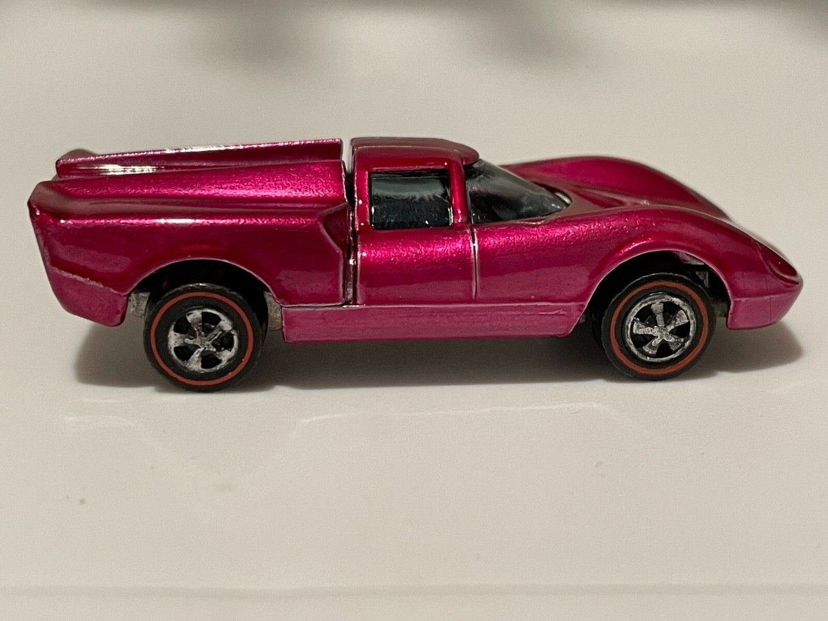 Vintage Hot Wheels Redline Lola GT 70 (RARE US CREAMY PINK