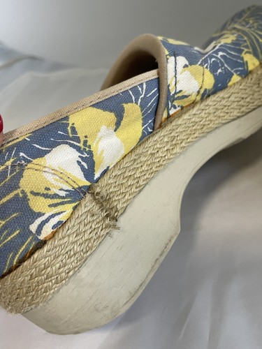Dansko Shoes Size 7 38 Blue Yellow Floral Victoria Tahiti Clogs Canvas Slip On - Picture 5 of 9