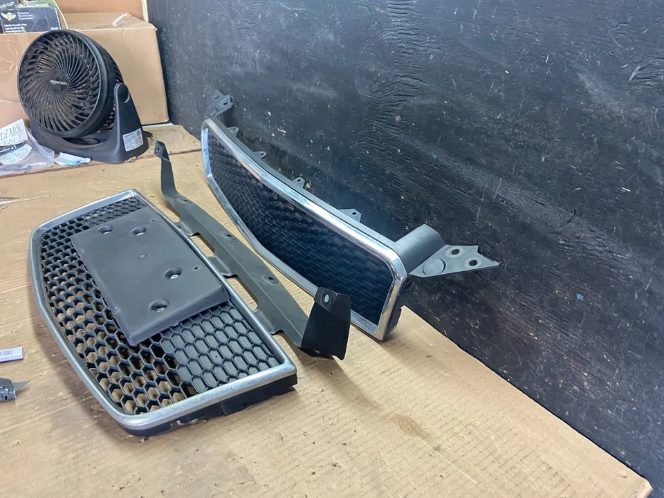 Chevrolet Aveo 2007 a 2011 parrilla inferior superior delantera OEM R5474 DG Foto 2 de 4