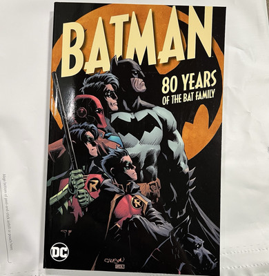 Batman: 80 Years of the Bat Family (DC Comics December 2020) TPB