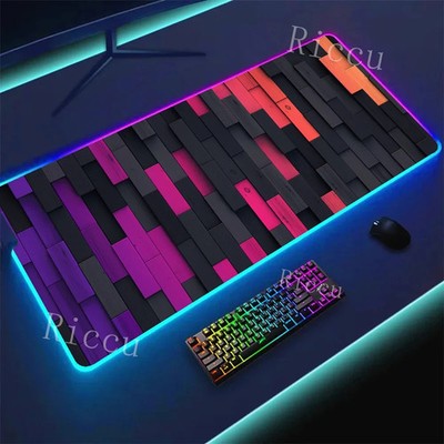 RGB XXL Gaming Mauspad rutschfest mit LED Beleuchtung und bunter Druck