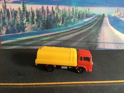 MAJORETTE ECH 1/100 DAF 2600 FUEL TANKER. USED. - Picture 2 of 4