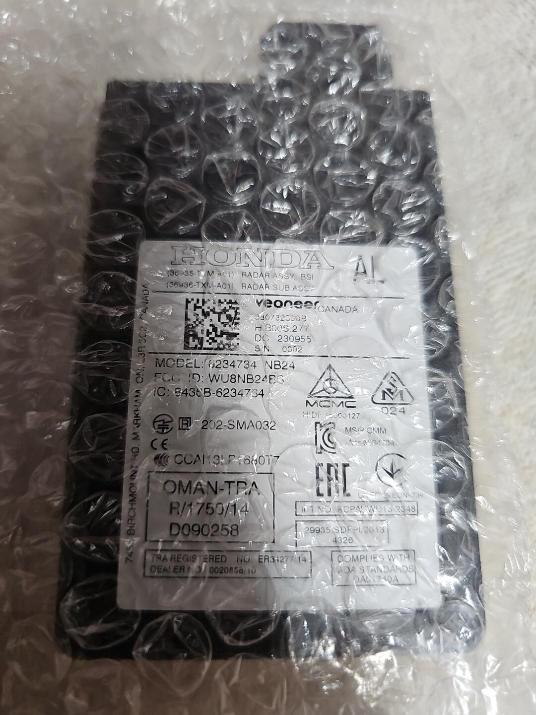 HONDA  REAR LEFT SIDE BLIND SPOT RADAR SENSOR  OEM 21 - 22  With Mount Bracket!