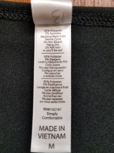 NWT LULAROE PERFECT T MEDIUM SOLID BLACK, TC VALENTINES ROSES XOXO - Picture 3 of 7