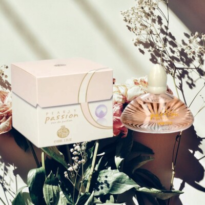 RT Eau de Parfum PEARLY PASSION - Parfüm für Damen - blumige & pudrige Noten 