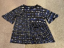 Simply Vera Vera Wang Medium Blue, Black, & White Pattern Crinkle Finish Top