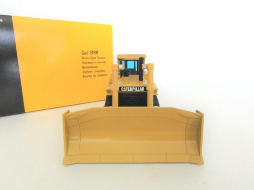 NZG 451 - Caterpillar D9R Dozer "Blue Tint Windows" 1:50 "NEW" - Picture 2 of 6