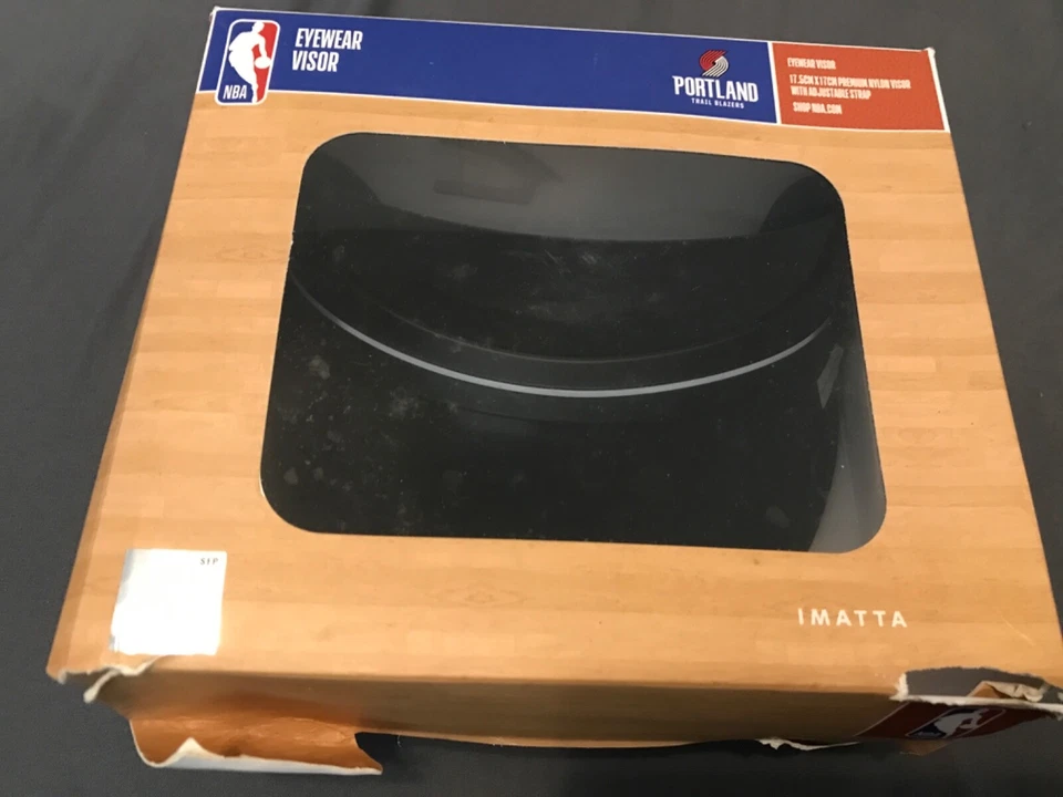 NBA IMATTA BRAND PORTLAND TRAIL BLAZERS VISEIRA ESCUDO ÓCULOS GANCHO E LAÇO UNISSEX - Imagem 4 de 4