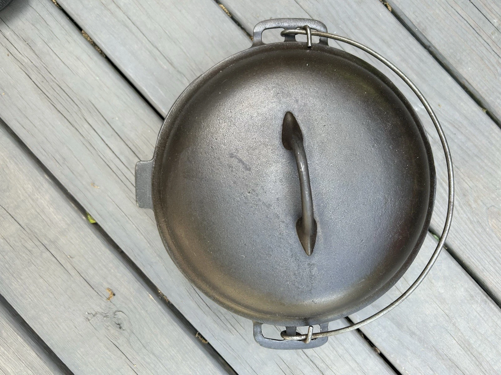 Vintage Diamond 8 CHF Dutch Oven With Lid
Opens in a new window or tab