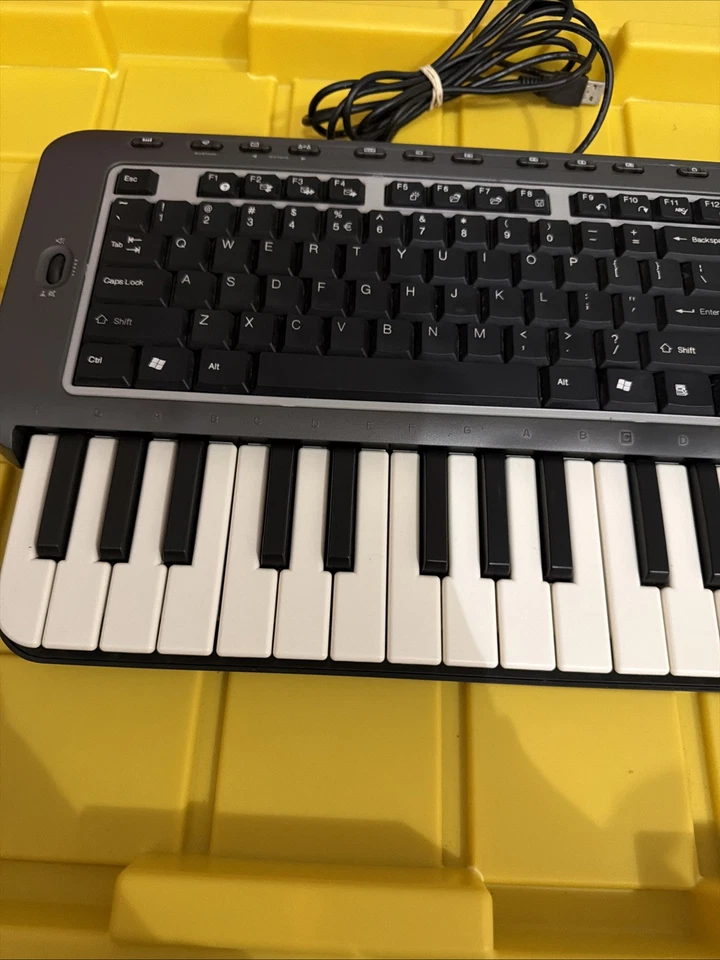 Creative Prodikeys PC-Midi CF0040 Combo USB Keyboard Music Qwerty - Image 2 of 4