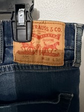 Levi's Men's 505 Straight Blue Medium Wash Denim Jeans SZ 38/30