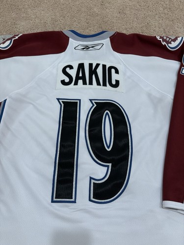 Colorado Avalanche Joe Sakic #19 Reebok NHL Trikot weiß Herren XL - Bild 6 von 8
