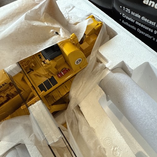 Cingolato 1:25 International Harvester TD-25 con braccio laterale - 1° marcia 40-0126 - Foto 6 di 13