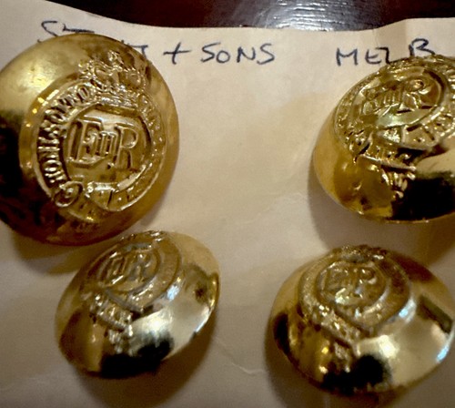 Australian Military Or Government Gold Buttons-Queen Elizabeth 11 - 1940’s. - Picture 2 of 3