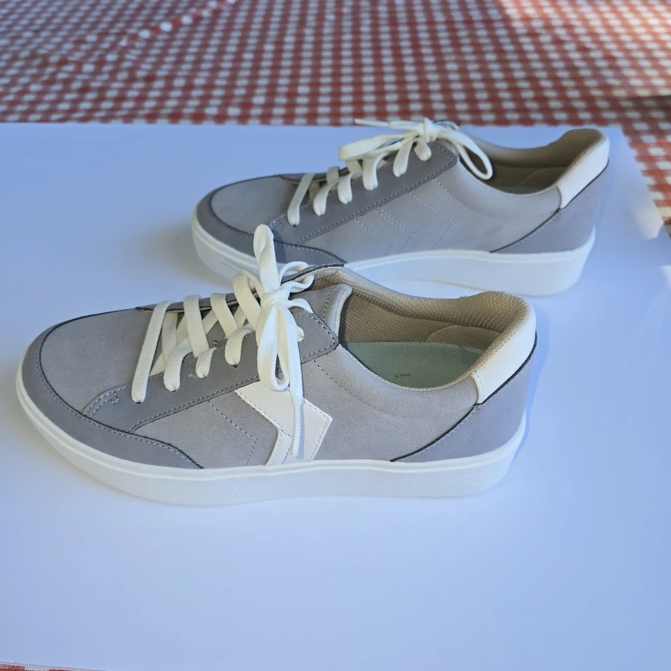 DR. SCHOLLS Madison 蕾丝运动鞋女式 8M 码灰色和白色全新带盒 — 第 4/4 张图片