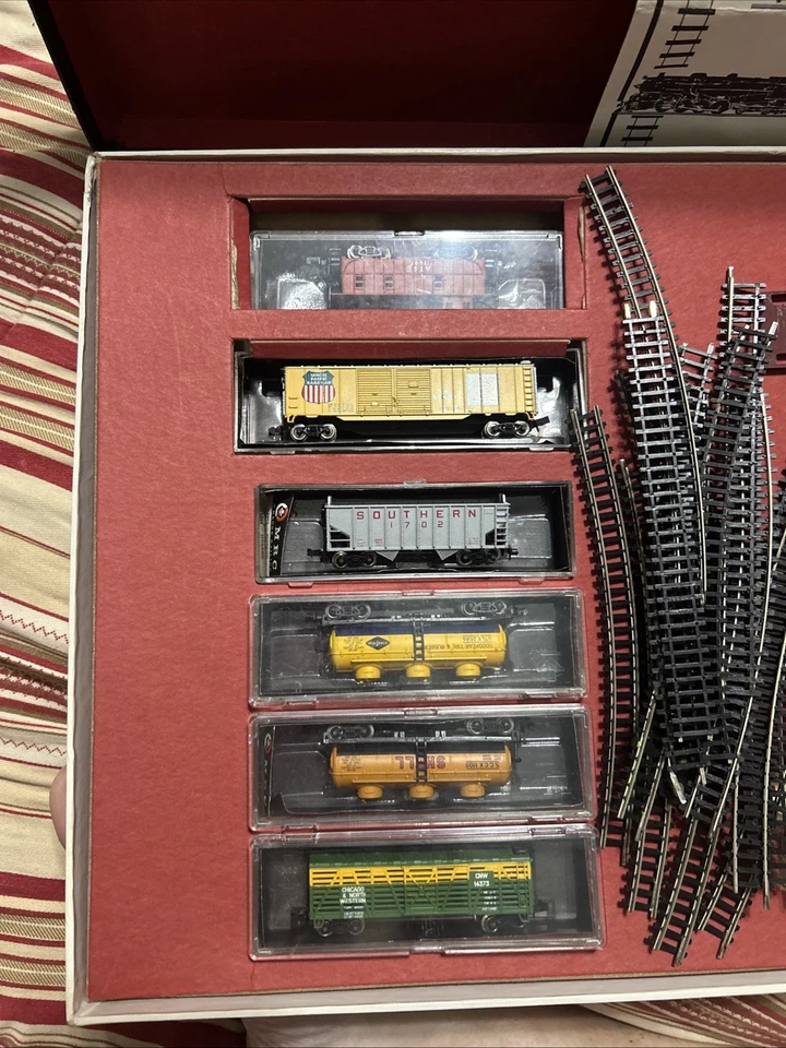 MRC Railine 'N' Gauge Train Set MODEL RECTIFIER CORP Vintage - Image 2 of 4