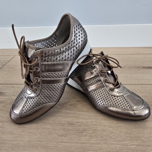 DKNY RAINA CHAMPAGNE Metallic Golden Wedge Sneakers Women's Size 6.5/37 Shoes