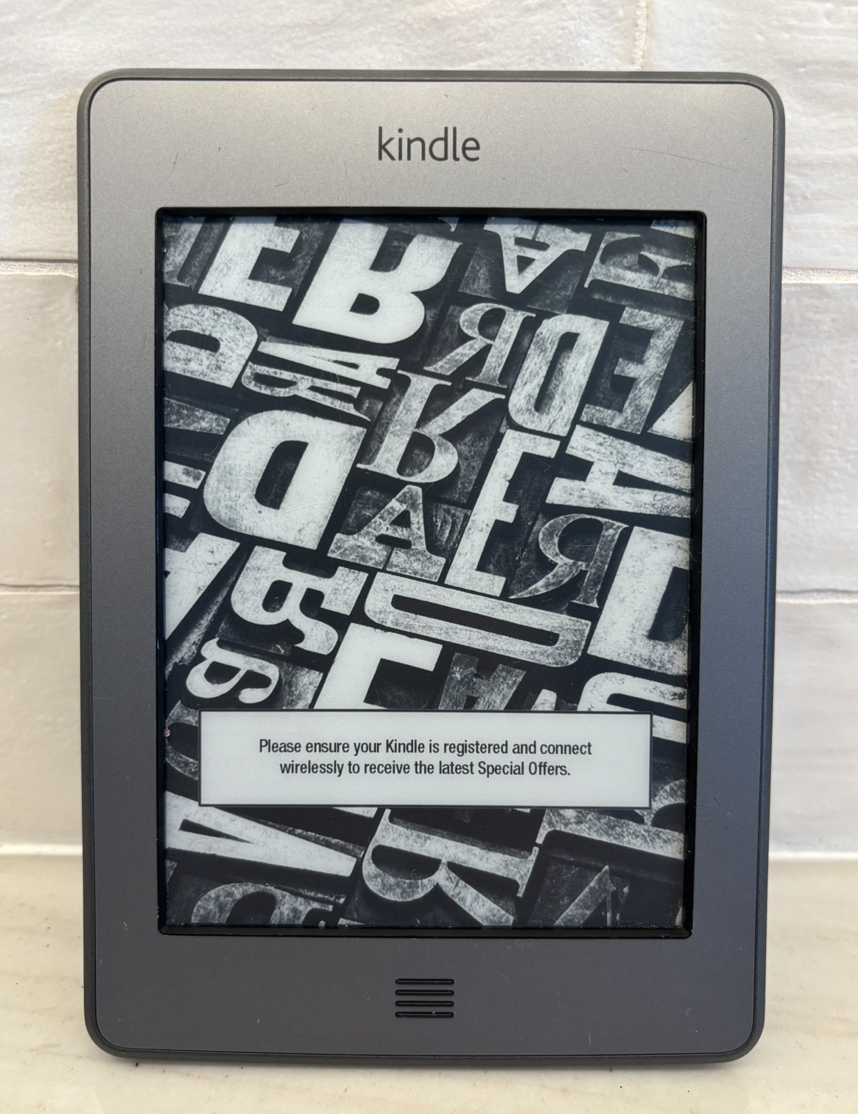 Amazon Kindle Touch D01200 (4th Generation) - 4GB - Wi-Fi - 6 eReader . Available Now for $24.99