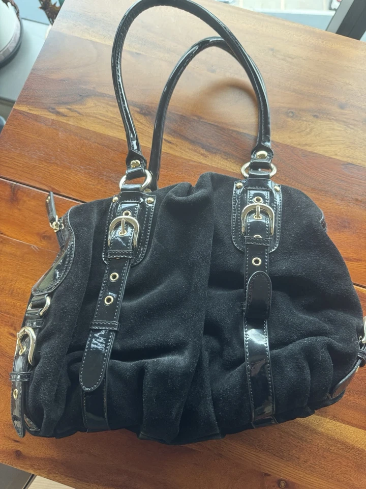 Bolso de mano Hype negro Suade Foto 2 de 4