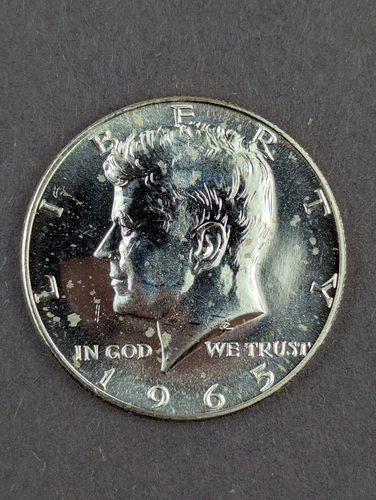 Moneta Argento Stati Uniti 1965 Philadelphia Moneta Mezzo Dollaro Kennedy 1965 - 40% Argento, Condizione Fior Di Conio (BU), Zecca Di Philadelphia Moneta Argento 40% Kennedy - Foto 11