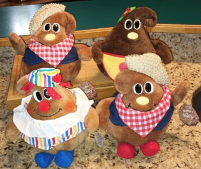 Vintage Toys Plush Set of 4 Nestle Family Chips Trudy. Rare to find set