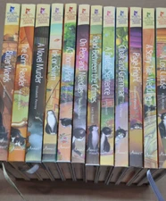 Secrets of the Castleton Manor Library - Annie's Mystery - * Choose your title *