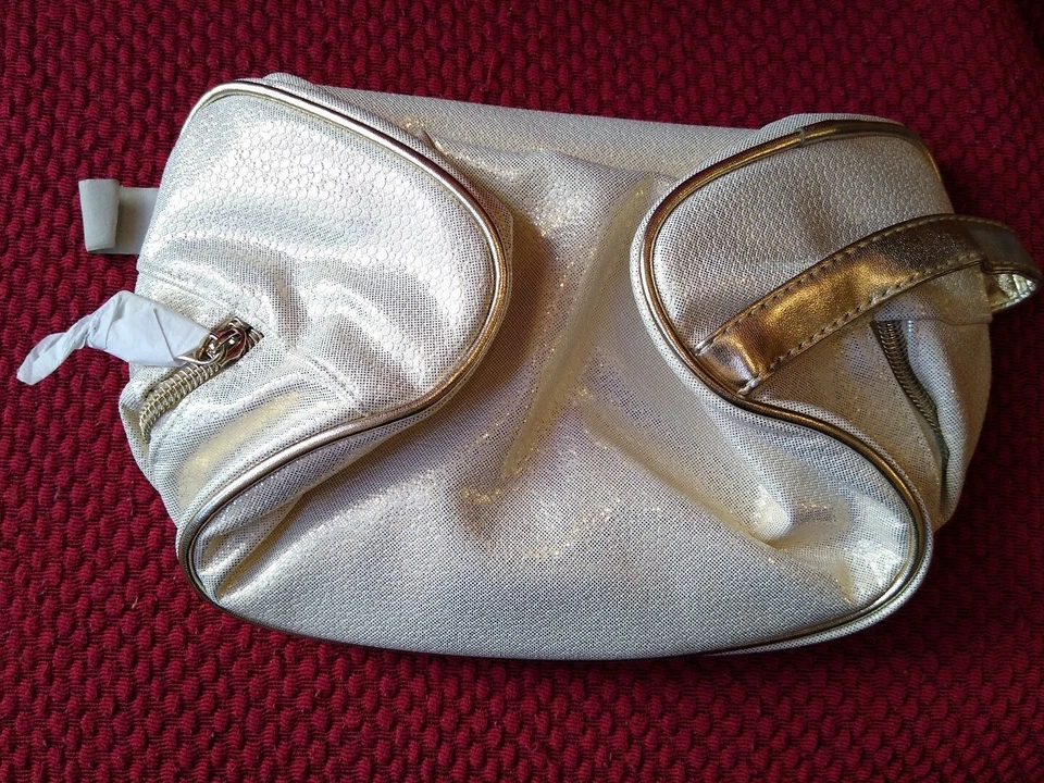 Jafra 金色化妆包带拉链 10x6.5 英寸 x 3 2 件套 — 第 2/4 张图片