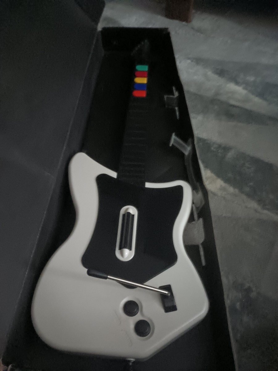 Guitar Hero Wireless White Guitar Red Octane 95025 PS2 Playstation