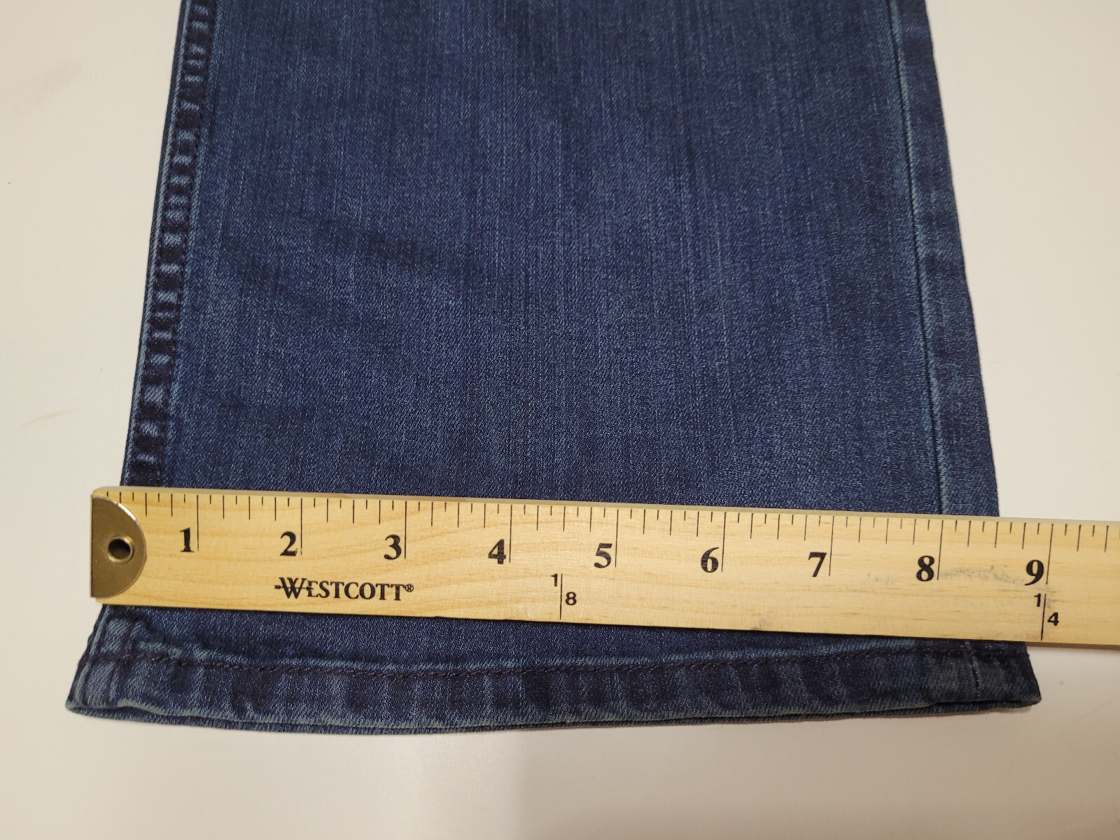 NWT Calvin Klein Men's Straight Leg Jeans Stretch Denim Nova Blue Size