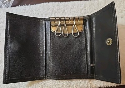 Vintage LEATHER  KEY GUARD KEY HOLDER (C2)