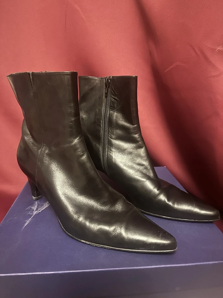 Stuart Weitzman Black Leather Booties - Image 2 of 4