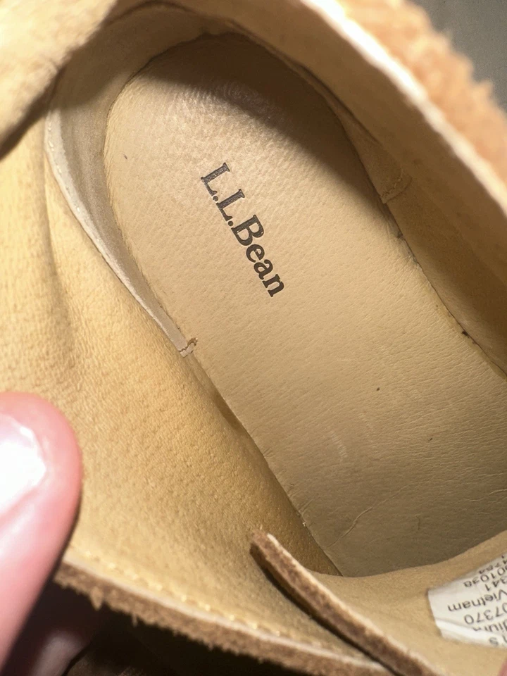 L.L.Bean boots women’s size 6.5 winter boots fall boots leather boots  - Image 3 of 4