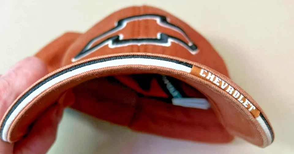 Sombrero deportivo Chevy Cruisin naranja quemado gancho y bucle talla única ala acento Foto 4 de 4