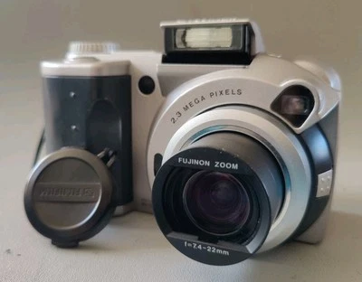 Fujifilm MX-2900 Digital Camera 2.3MP Silver Zoom