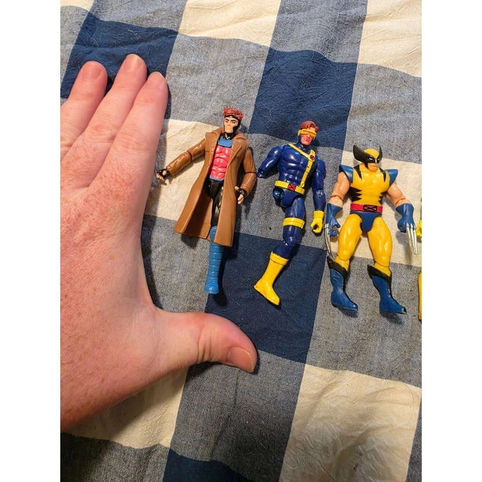 Figuras de acción de X-Men 2023 estilo vintage años 90 Gambito Cíclope Wolverine Rogue Foto 2 de 4