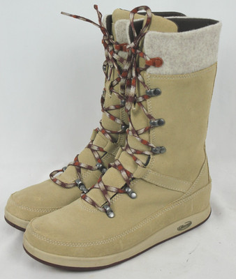 CHACO INCENSE WOMEN'S BEIGE NUBUCK LEATHER SNOW BOOTS SIZE 7 US VGC!