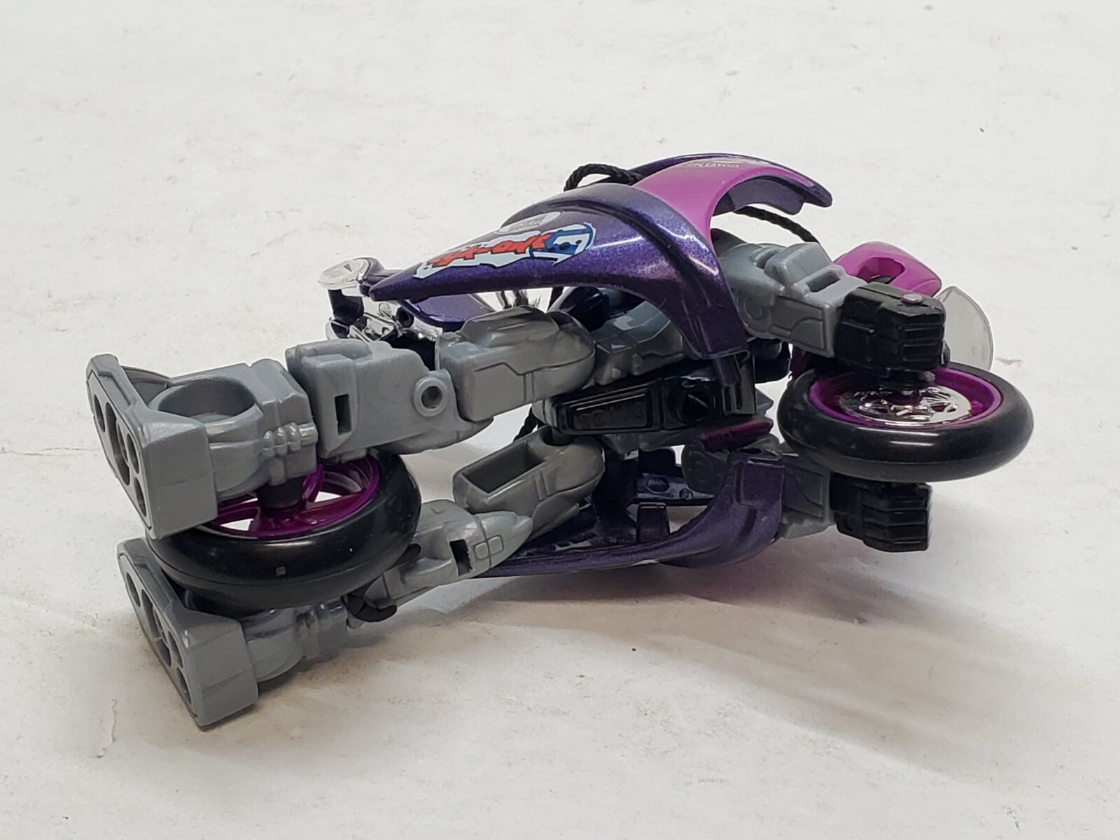 Maisto Cyk-One Cykons Transforming Motorcycle Figure Toy Loose