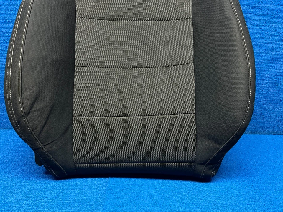 2015 - 2017 FORD MUSTANG FRONT RIGHT PASSENGER SEAT UPPER CUSHION OEM - Image 4 of 4