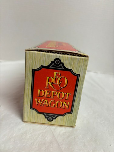 De colección Avon "REO Depot Wagon" Wild Country After Shave en vagón jarra COMPLETO - Imagen 5 de 13