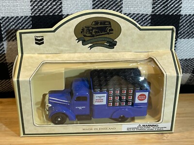 Chevron | 1939 Roof Coating Flat Bed | Made in England | Diecast 3.5 