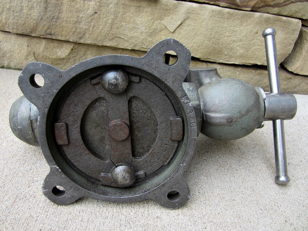 Vintage Wilton 3.5" Machinist Bench Vise 350S Bullet Vise Made in USA