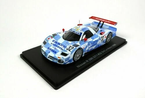 Articoli di modellismo statico scala 1:43 per Nissan