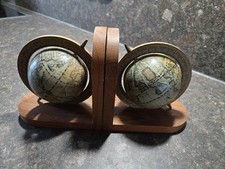 Buchstützen Set (2 Stück) Holz Globus